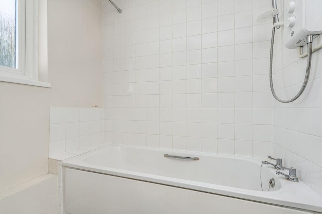 101 Aysgarth, Bracknell, Berkshire, RG12 8SF