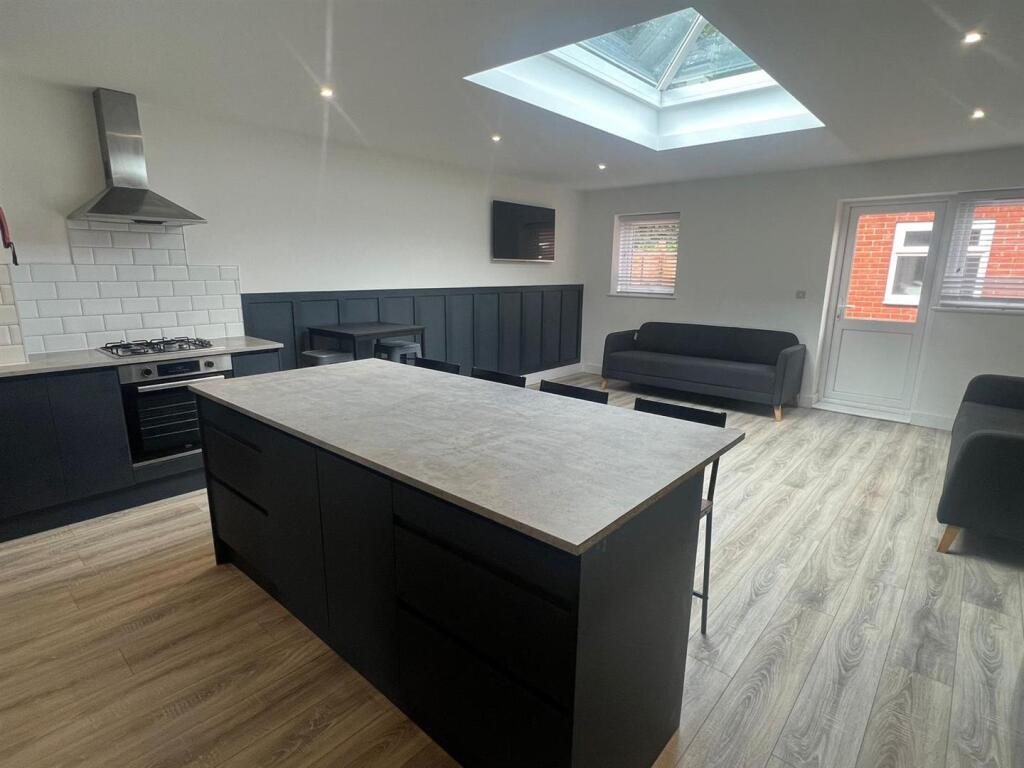 103 St Pauls 23 Lounge5.jpg