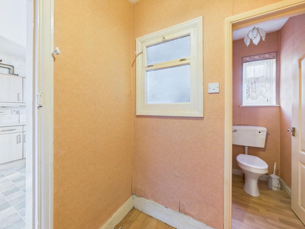 Utility Room and WC