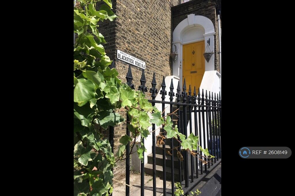 Raised Ground Floor Apartment