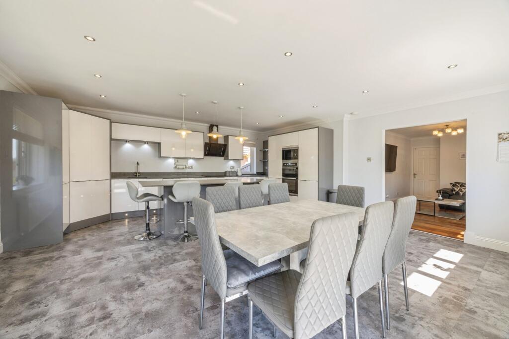 Kitchen / Diner
