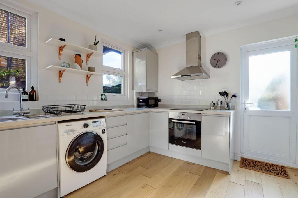 11-4824JHPropWorld - 97a Venner Road - 24-medium.j