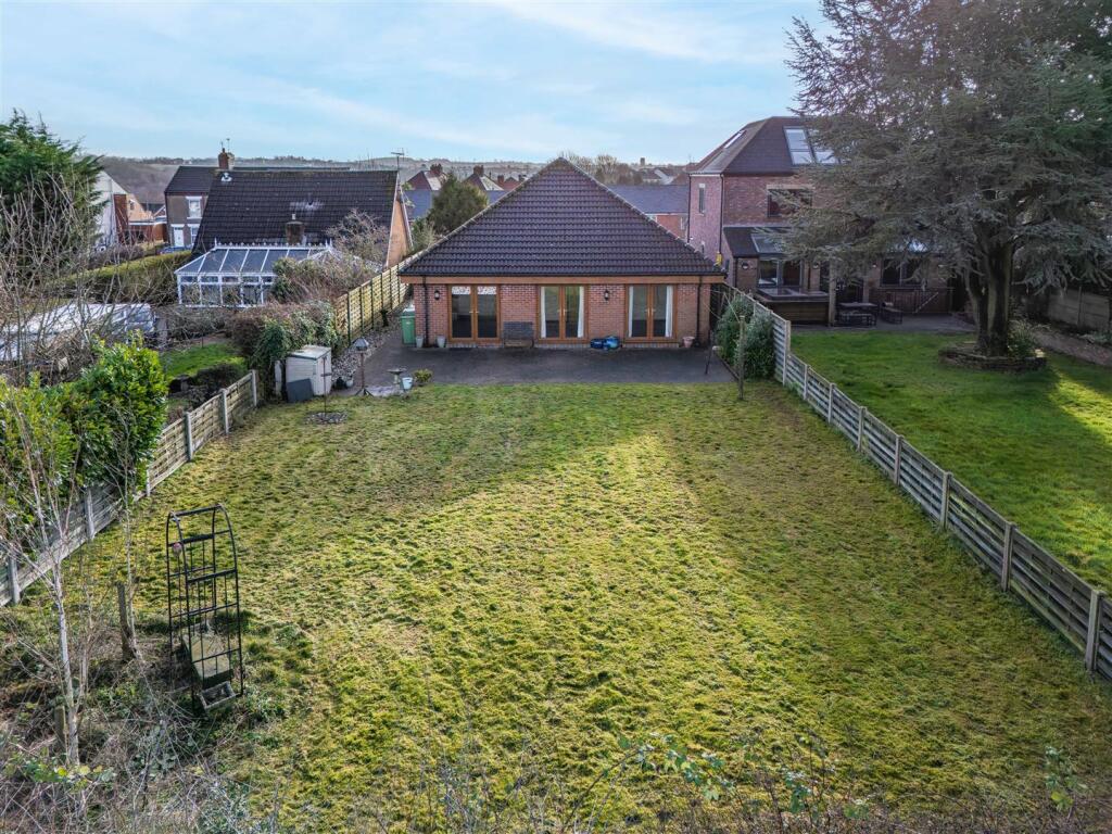 10 Nethermoor Road-2.jpg