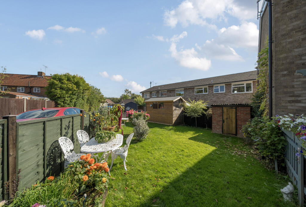 1358399-3-68dbd38...