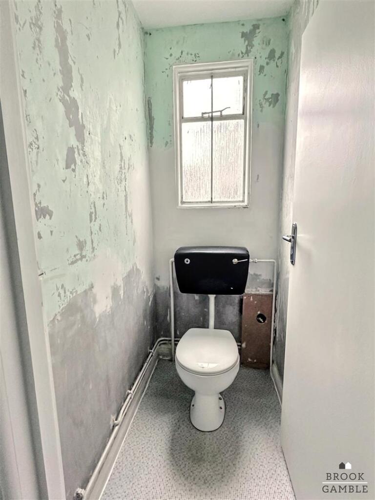 01323 438506