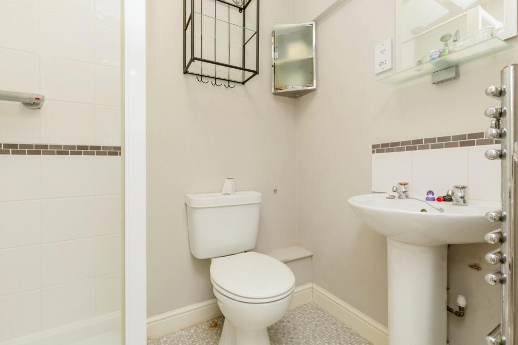 Bedroom One En-suite