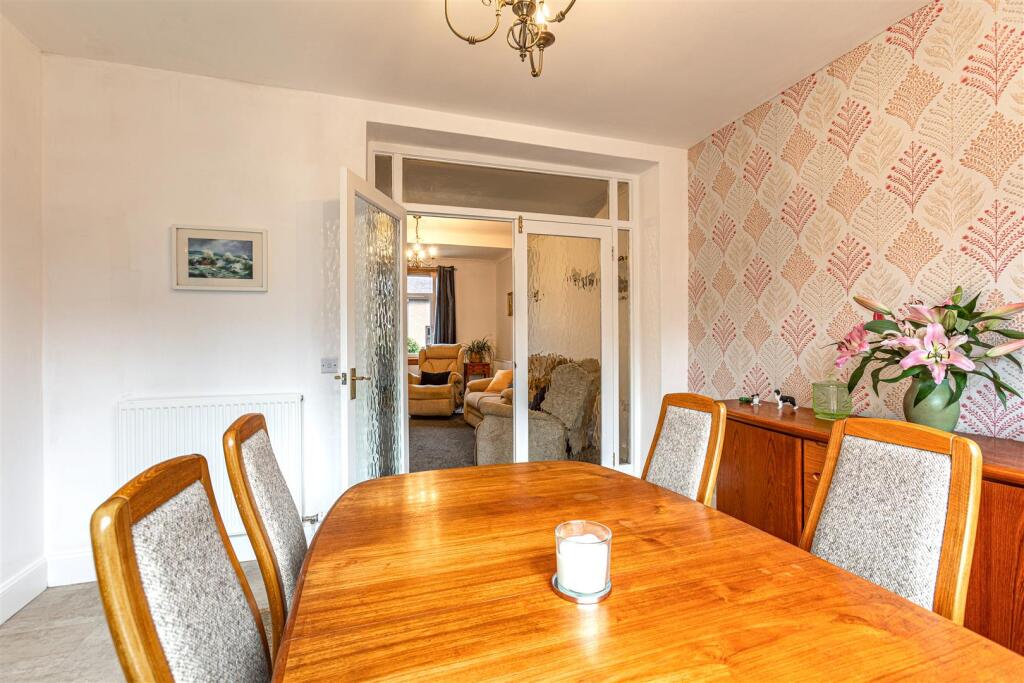 8 Eildon Terrace Newtown St Boswells 16.JPG