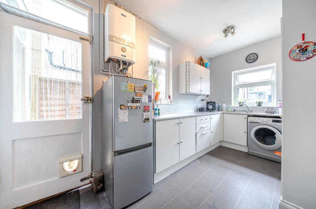 1330036-19-688a3a...