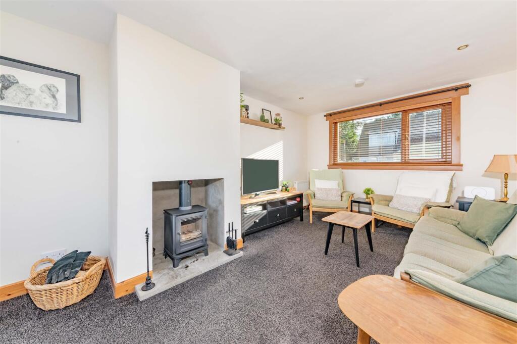 4 Kinloch Place edits-1.JPG