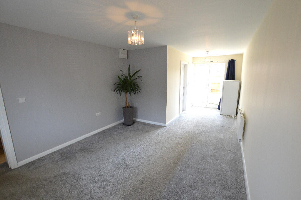 Family Room / Bed 4