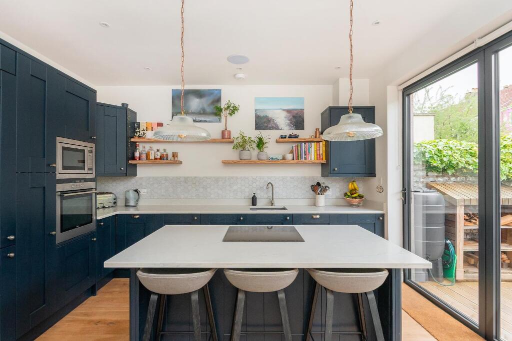 1L3PSG - Kitchen Diner E.jpg