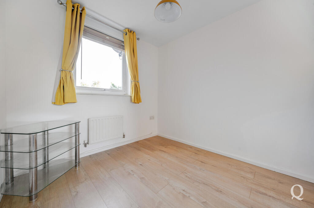 e6ecdea1-33f8-4a7...