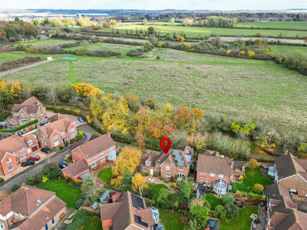 To Let - Tattenhoe (1080 × 1080px) (640 x 430 px) 