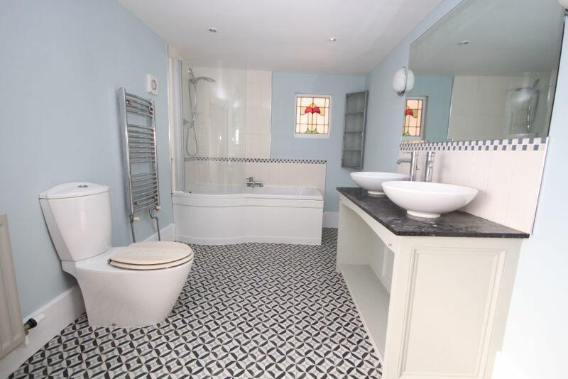 First Floor Bathroom