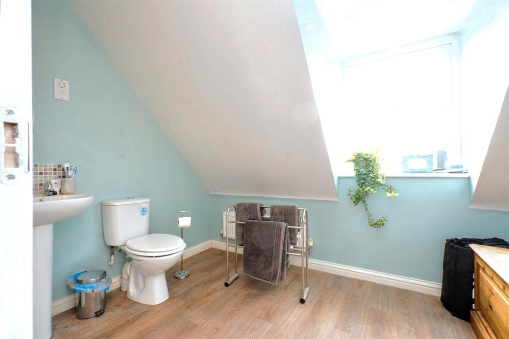 Ensuite_1.jpeg