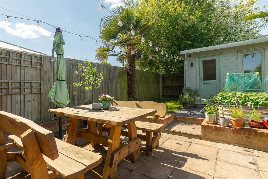 Rear Garden..jpg