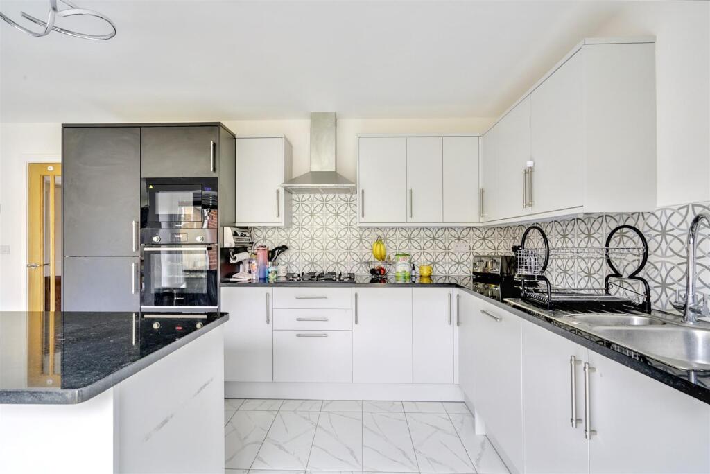 Living/Dining Kitchen