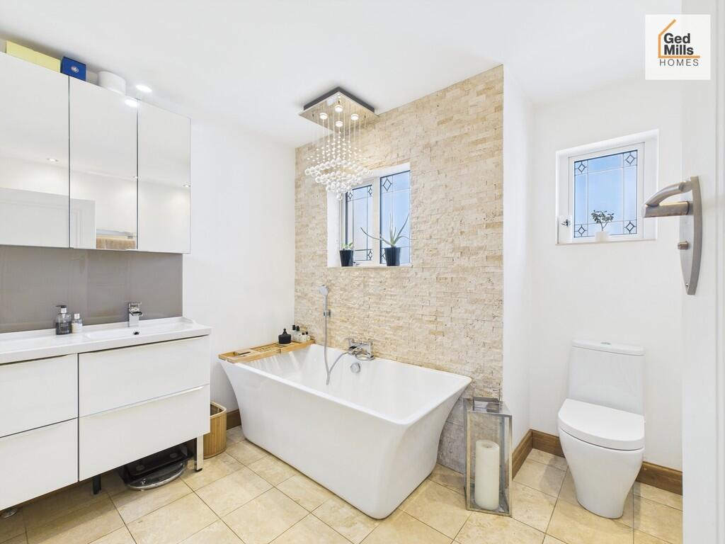 CAM04261G0-PR0041...