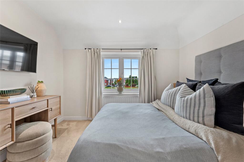 Main Bedroom