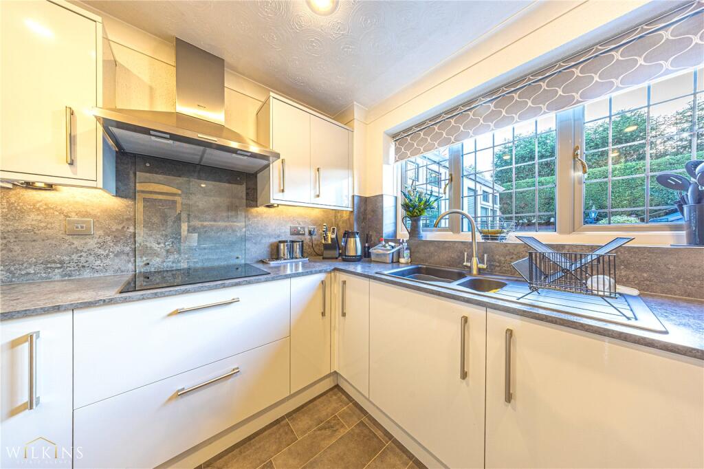 Lindisfarne, Glascote, Tamworth, Staffordshire, B77