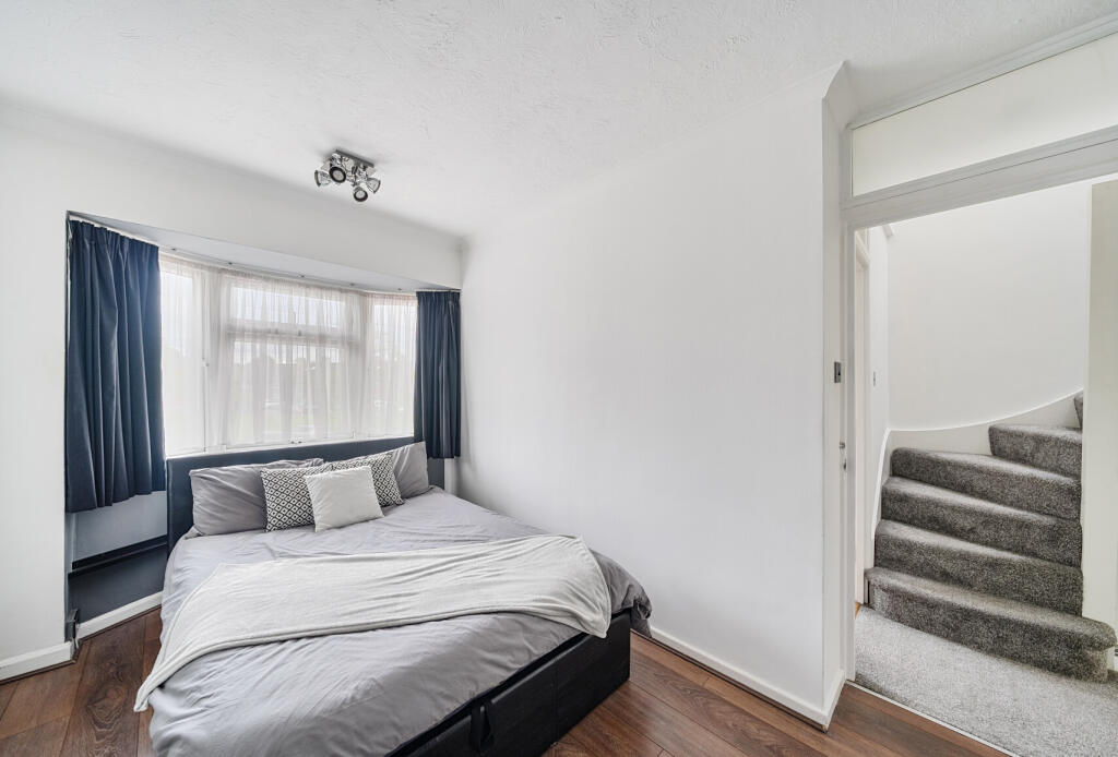 15-681a2f688a3d1-...