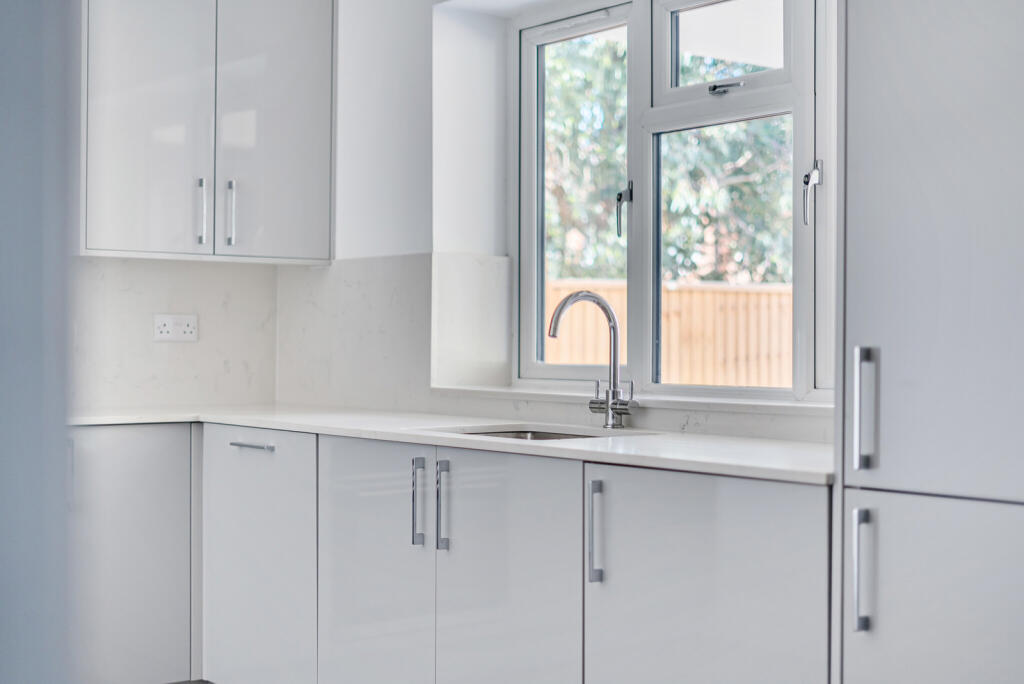 1358821-20-68e3e7...