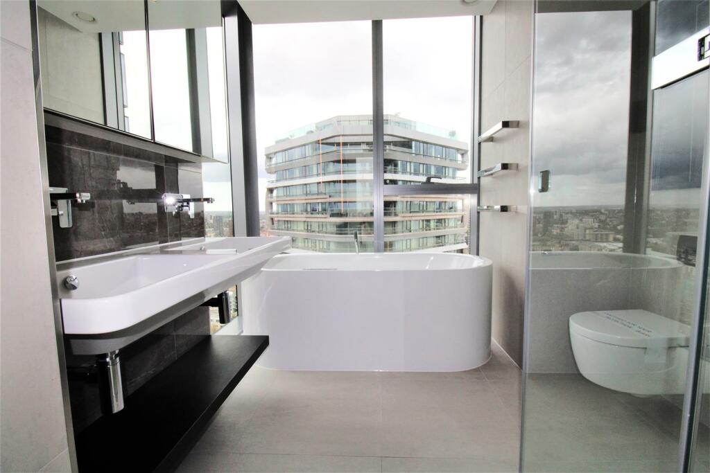 Ensuite bathroom
