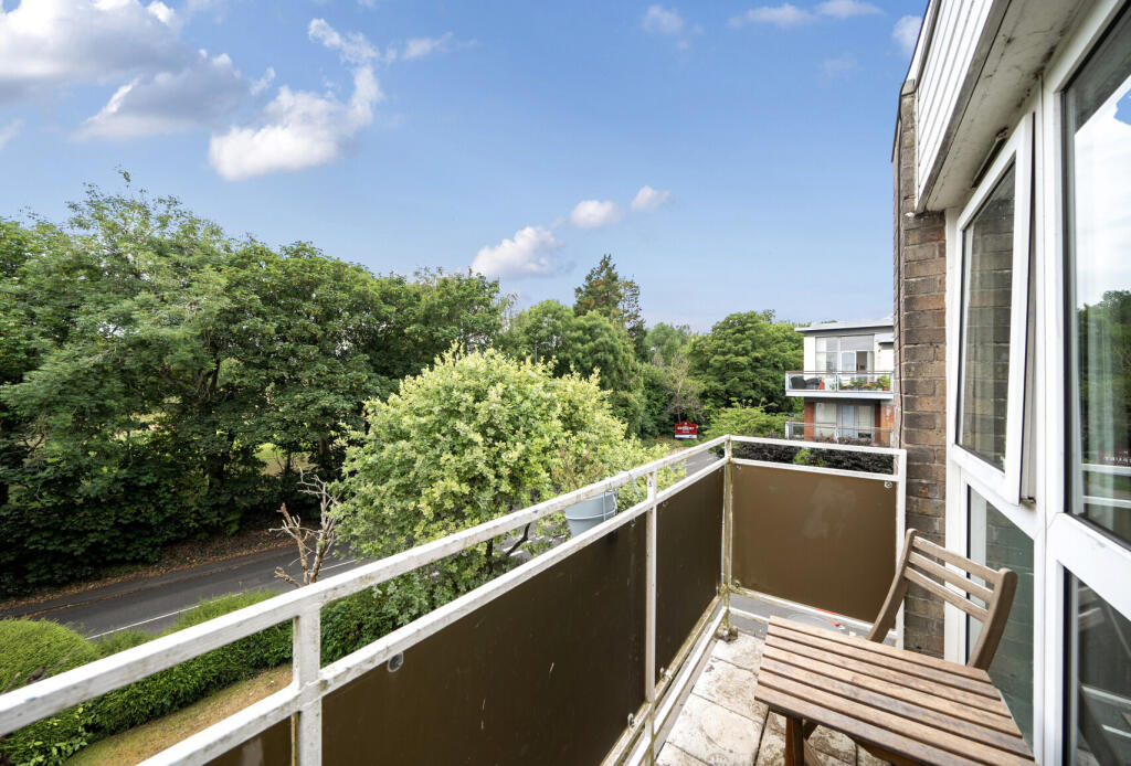 1317860-5-6863b30...