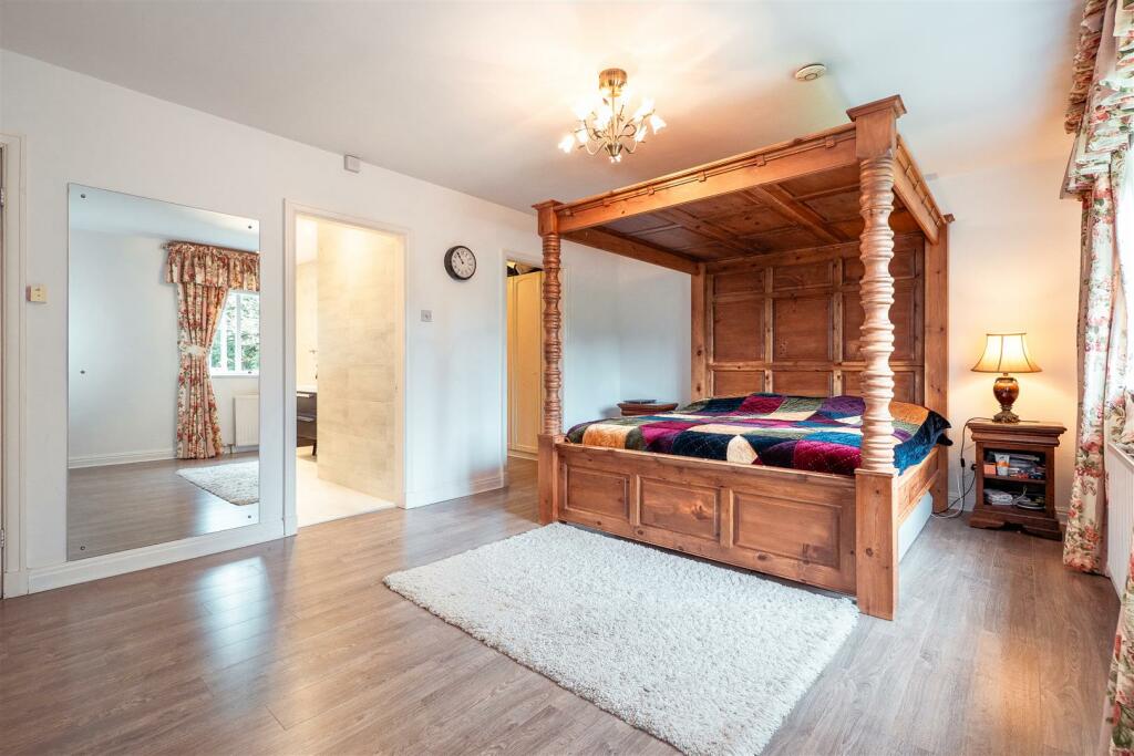 Bedroom 1 Aspect 2