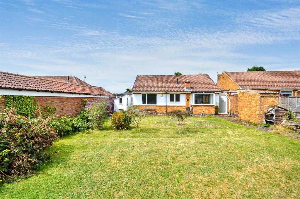 Rear Garden (2).jpeg