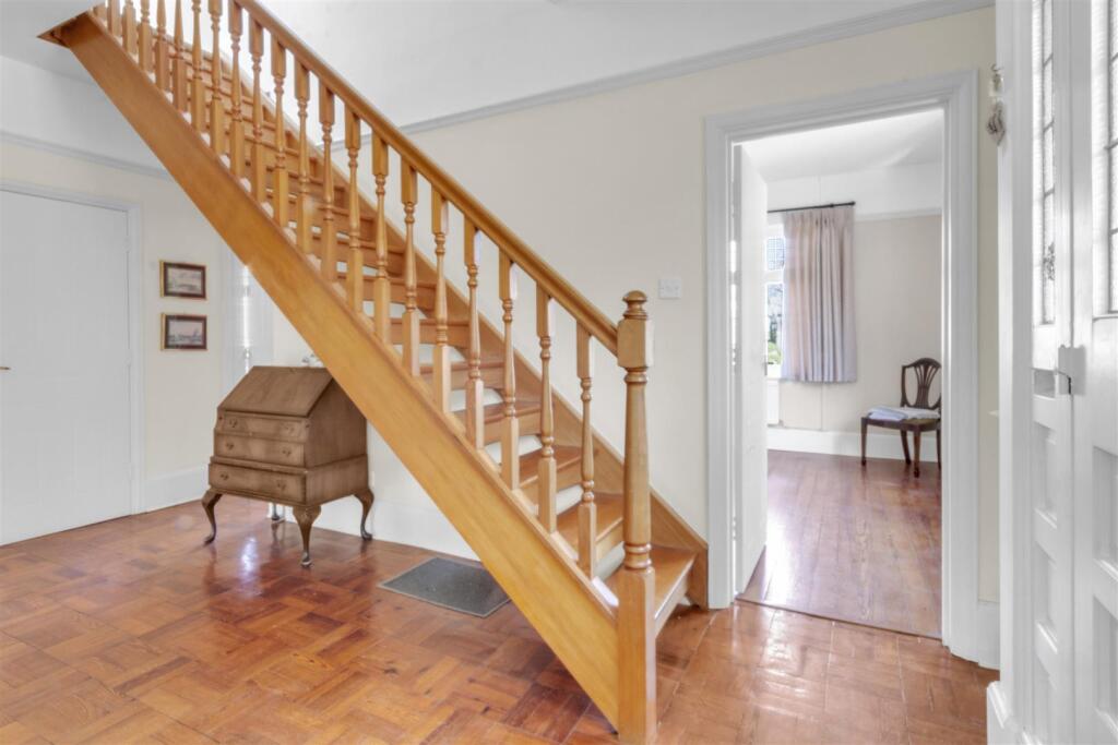 Entrance Hall.jpg