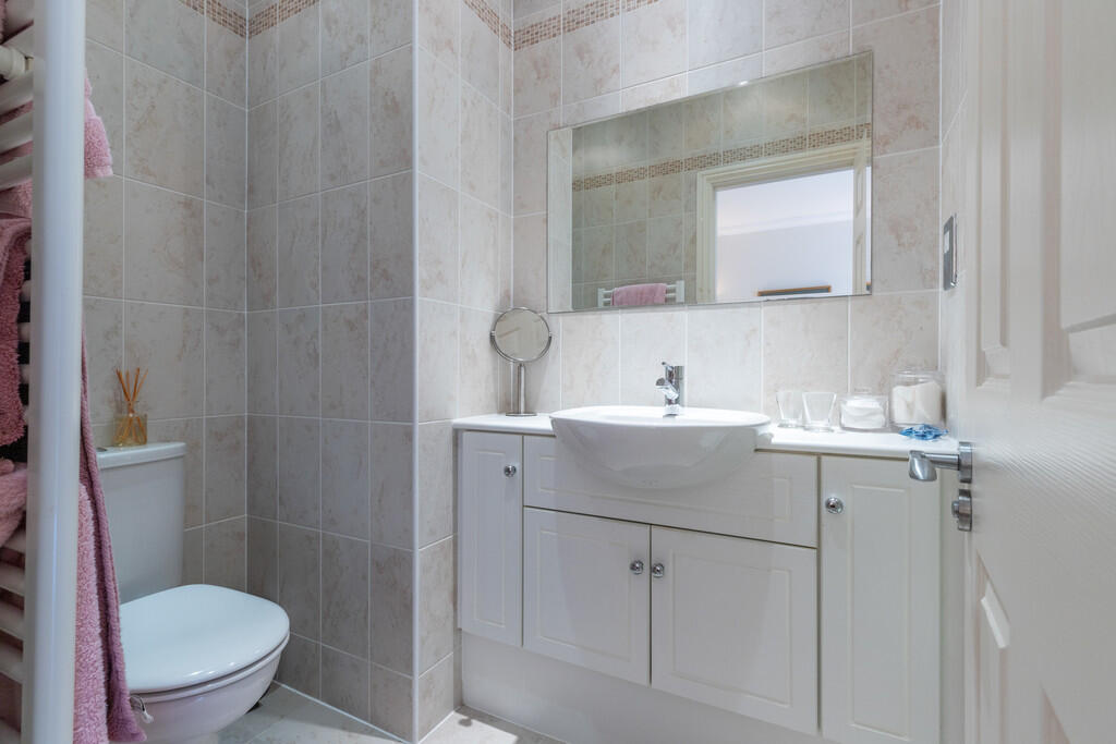 En Suite Shower R...