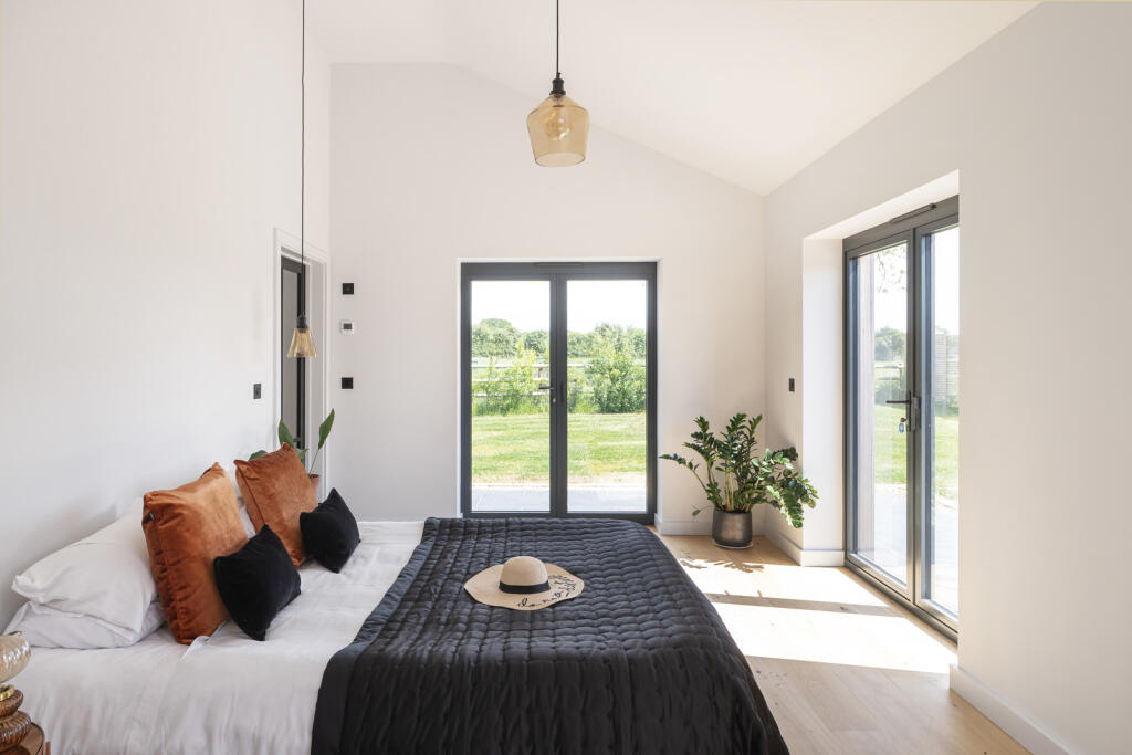 286750 - Bramley Barn ph2 copy.jpg