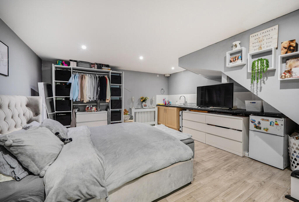 1299750-29-68304a...