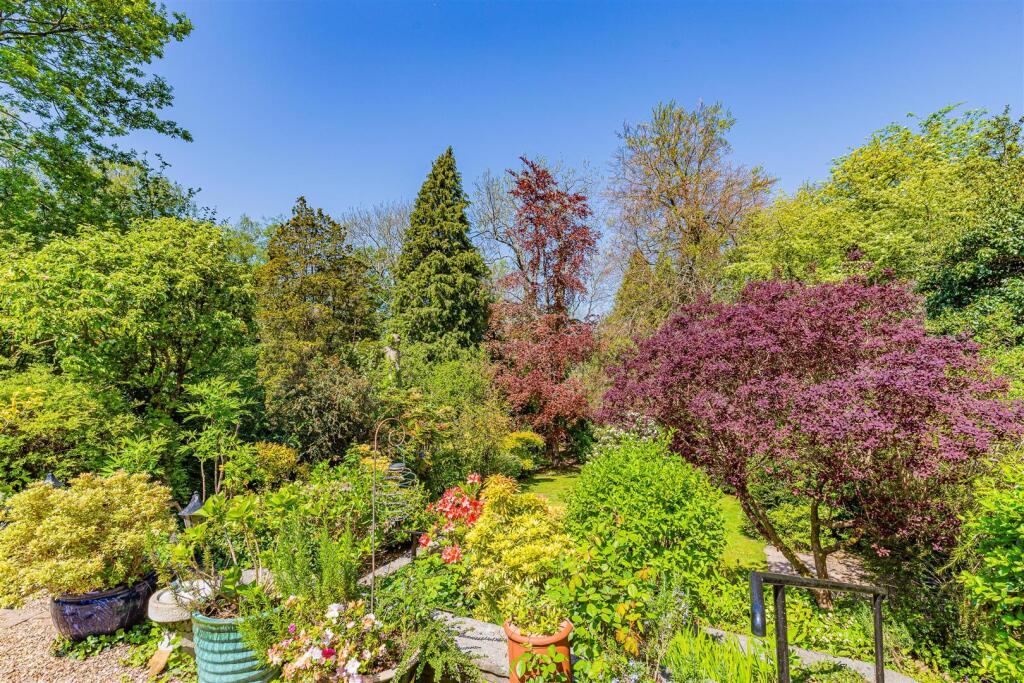 Cyncoed Rise 8-35.jpg