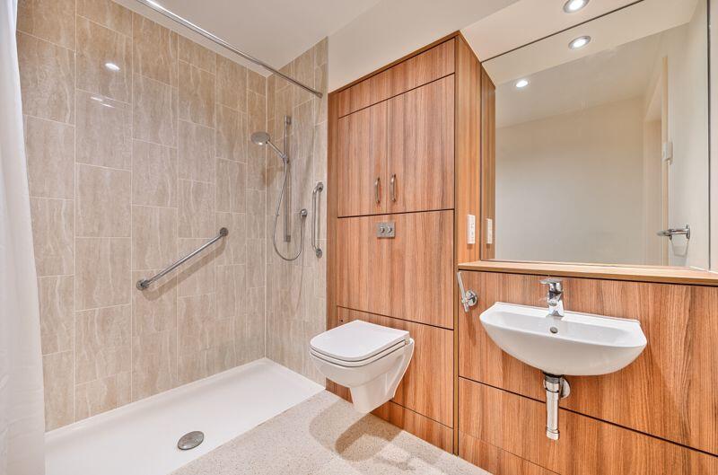 Ensuite shower room to bedroom