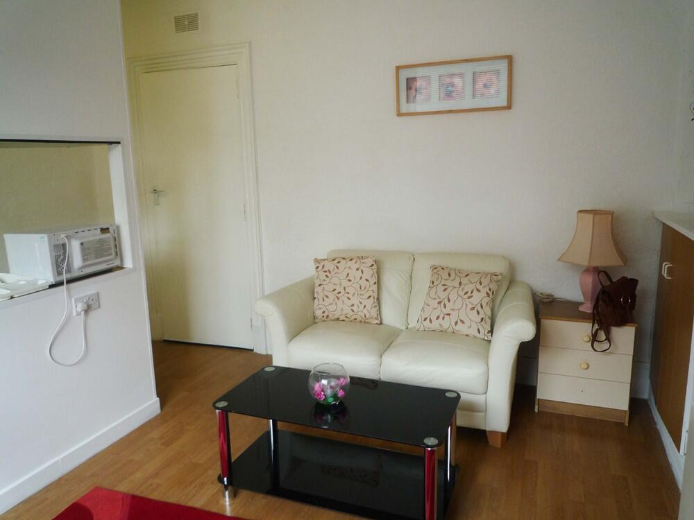 140HS 4 Flat 2 - Copy