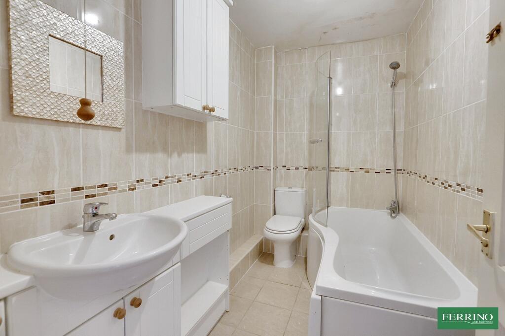 First Floor Bathroom 