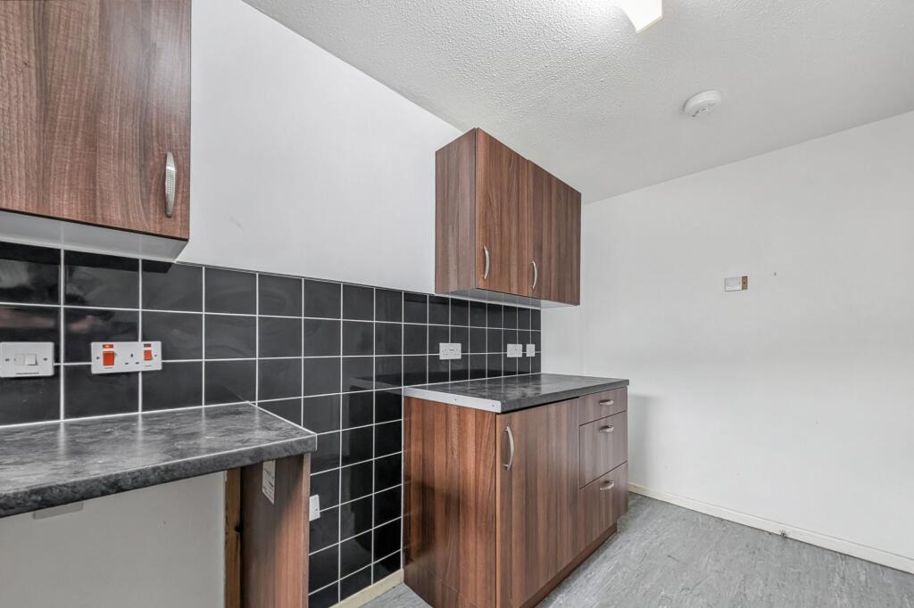 18 Elliott Drive, Felling, Gateshead, Tyne &amp; Wear, NE10 9QY