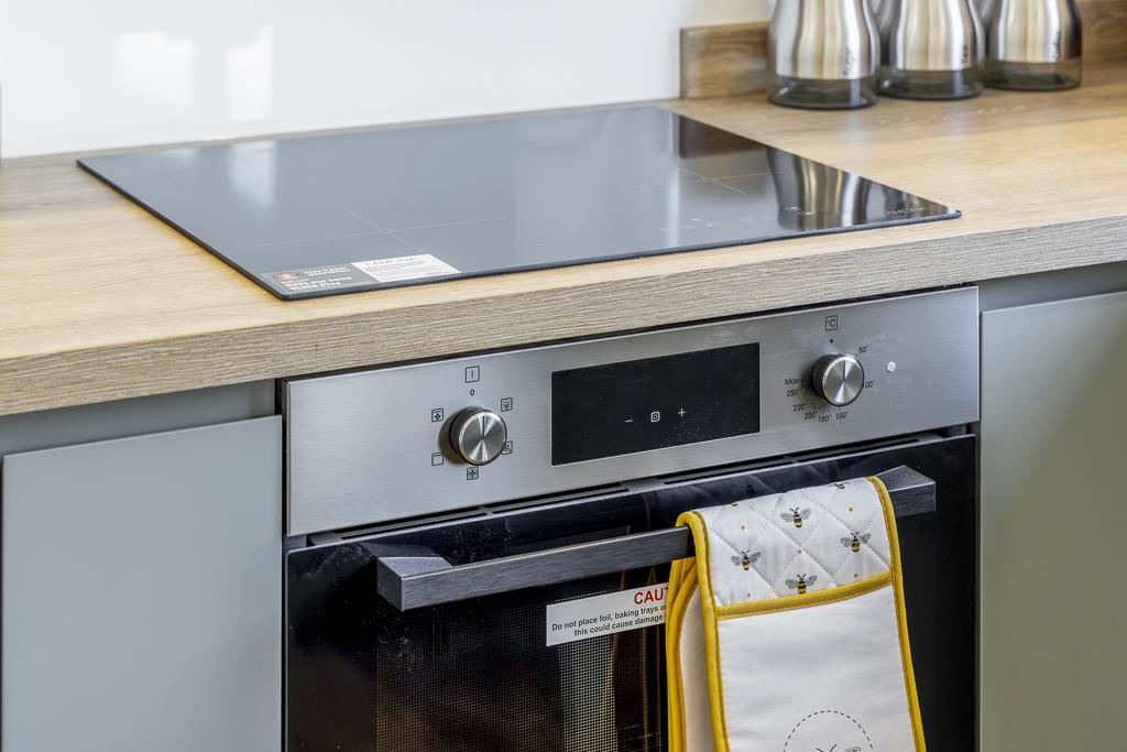 2 Burgess Court (Donnington)-28.jpg