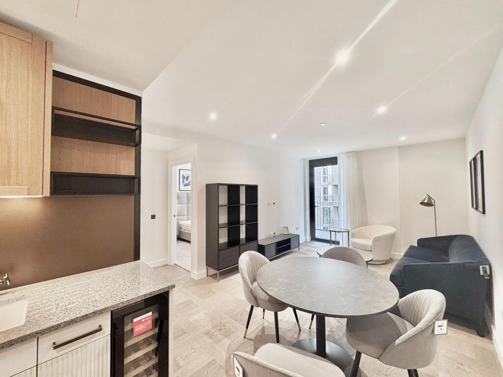 3 Boxwood Gardens, London Dock, Wrapping, E1W