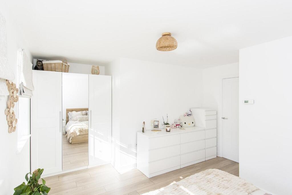 (Bedroom One Photo Two)