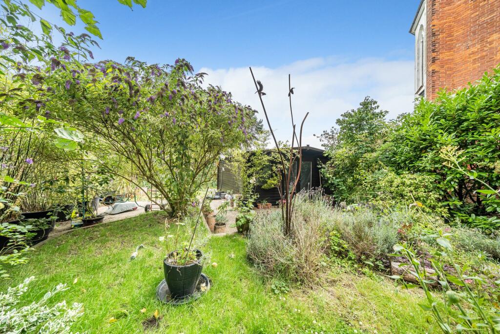 Garden (3)
