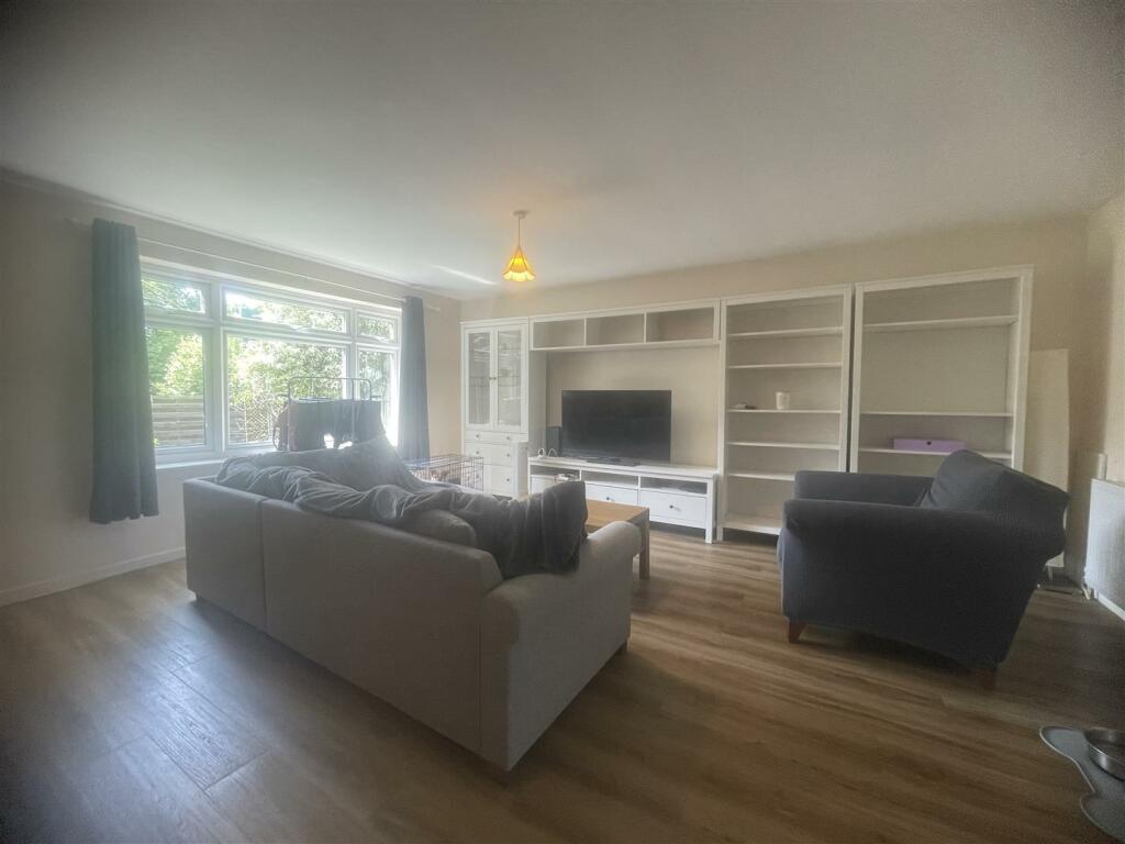 Living / Dining Room