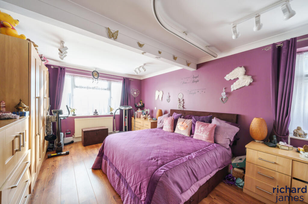 4c6a170d-9732-462...