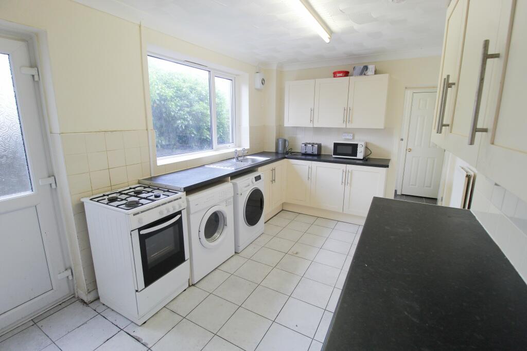 Kitchen1