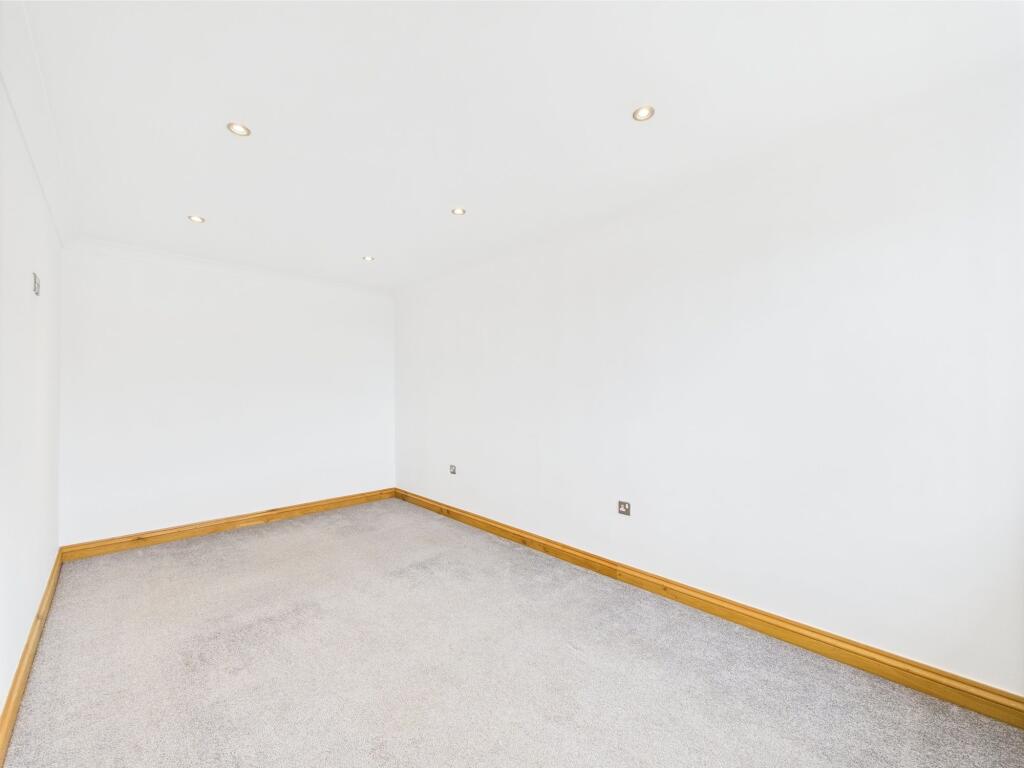 Bedroom 2 2