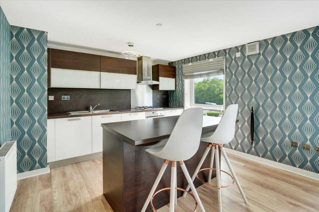 Kitchen Area (2)