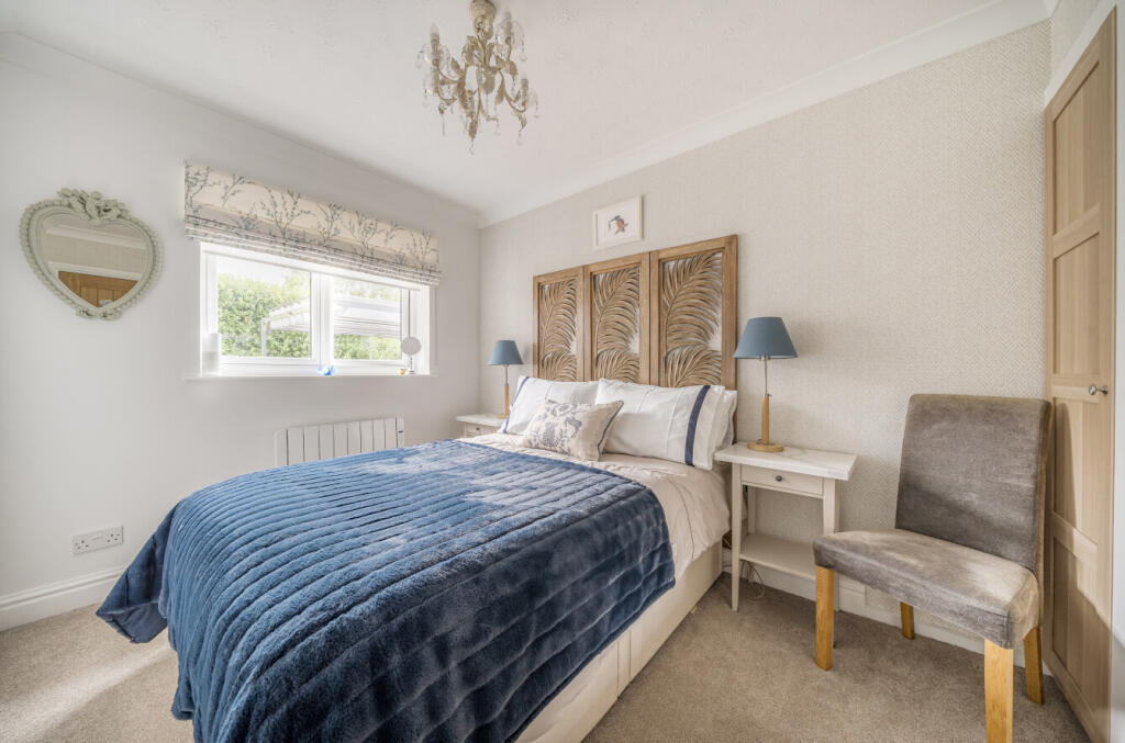 1323608-1-6890eb2...