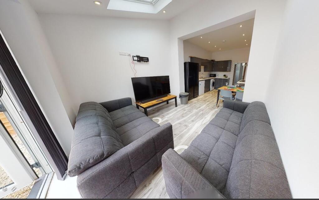 Matterport lounge.jpg